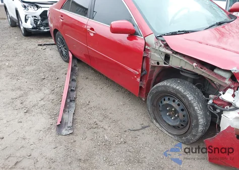 2010 Toyota Camry Hybrid из США, поврежденный, VIN 4T1BB3EK6AU126089